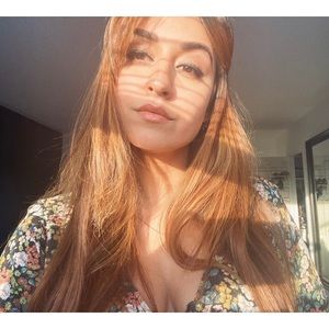 Meet your Posher, Peta